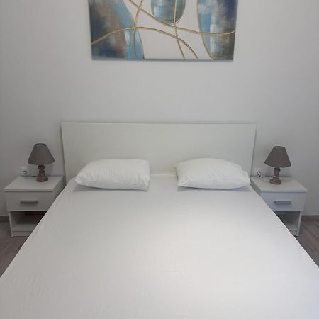 Ntinos Apartment Center Exarcheia Αθήνα Εξωτερικό φωτογραφία