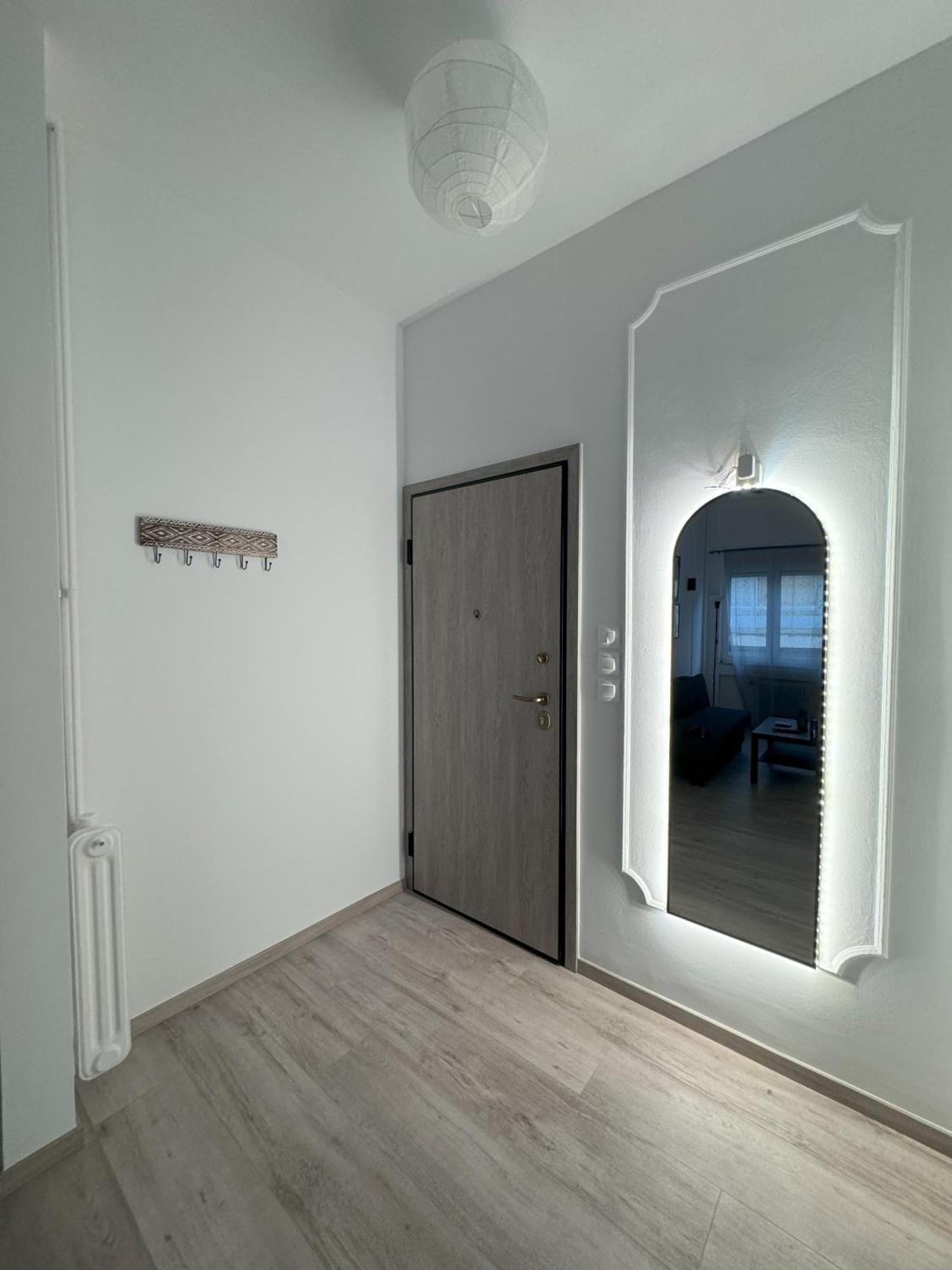 Ntinos Apartment Center Exarcheia Αθήνα Εξωτερικό φωτογραφία