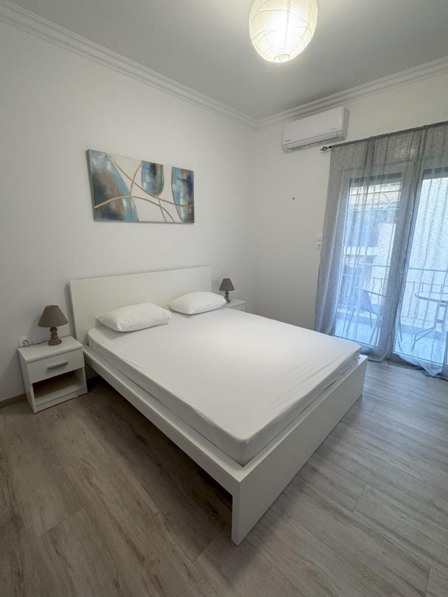 Ntinos Apartment Center Exarcheia Αθήνα Εξωτερικό φωτογραφία