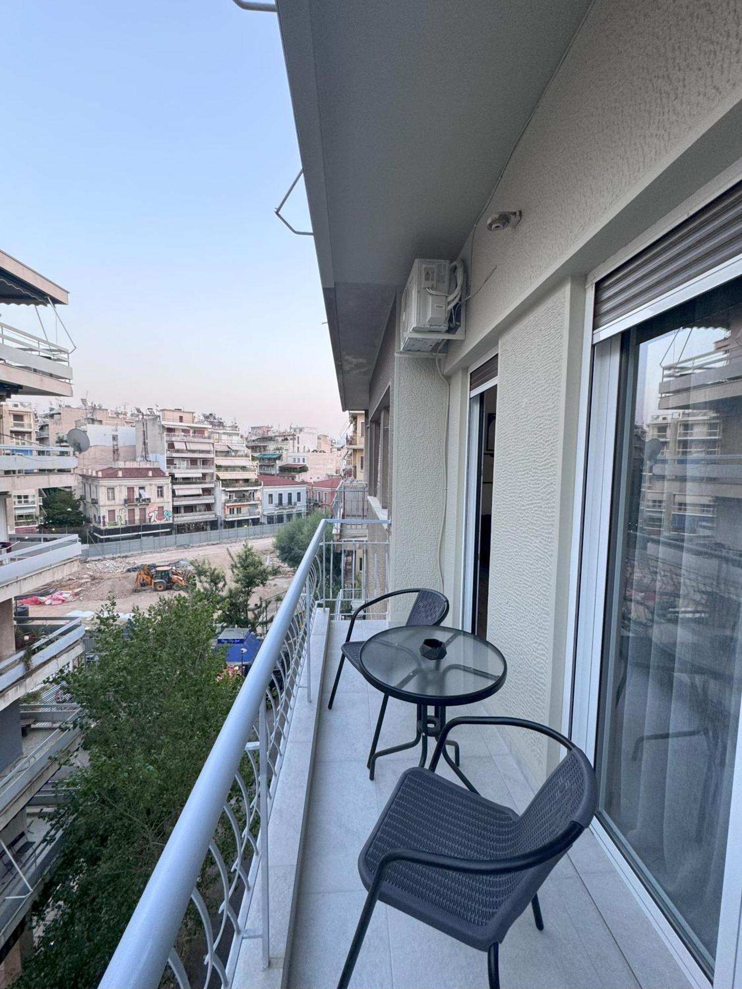 Ntinos Apartment Center Exarcheia Αθήνα Εξωτερικό φωτογραφία